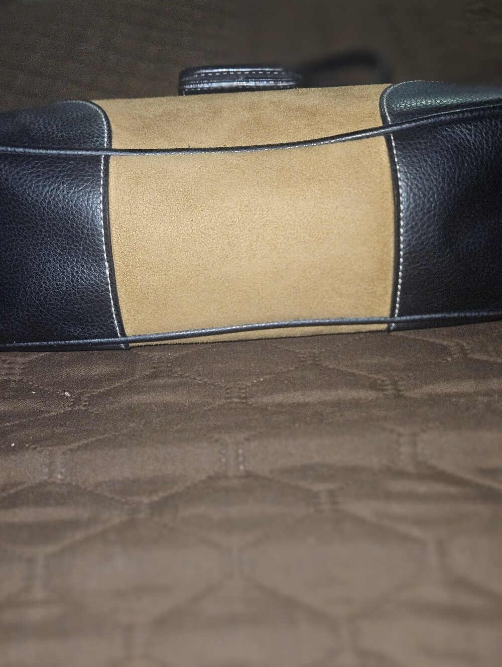 💥Sale💥Vintage Moon Tan Suede and Black Leather Shoulder Bag - Picture 5 of 8